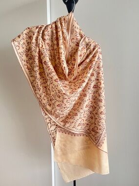 New Heirloom 100% Wool Kashmir Shawl scarf Wrap Salmon 🍣 Floral Hand Embroidered